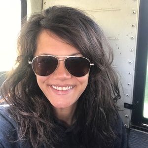 Meet your Posher, Jezzica